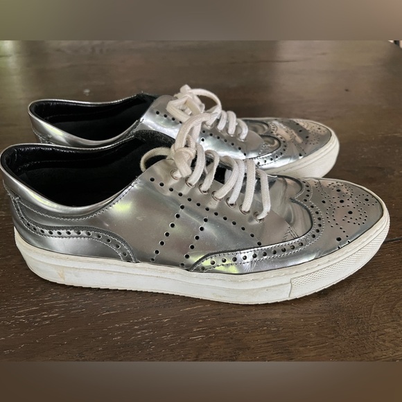 ROCCO P Italian leather silver brogue sneakers size 36 - Picture 1 of 5